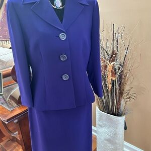 Elegant Purple Tahari Skirt Suit